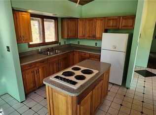 350 Longstreet Dr, Reedville, VA 22539