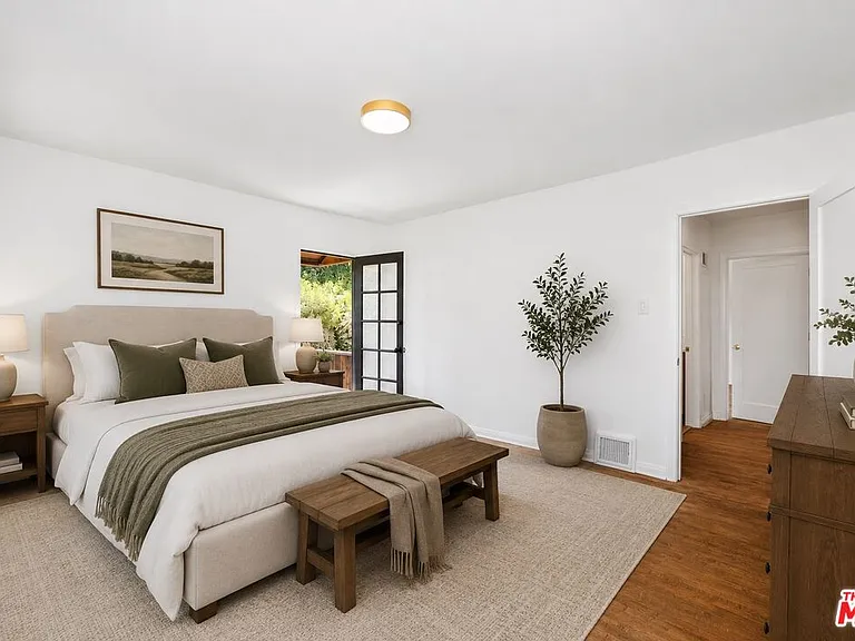 340 S Maple Dr — Photo 14