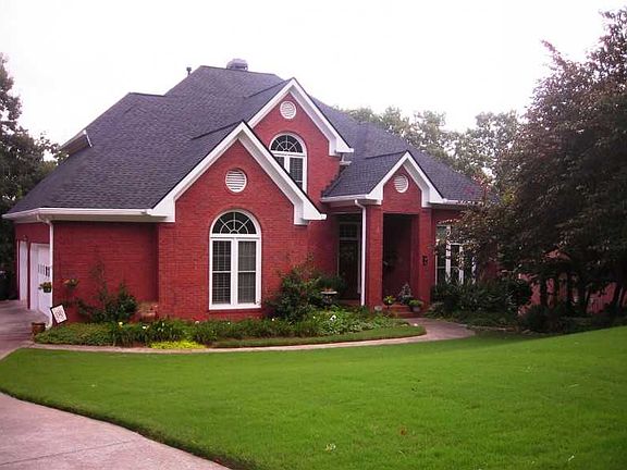 4th image of 780 Oak Trail Dr