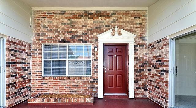 2nd image of 3008 Sugar Creek Ln