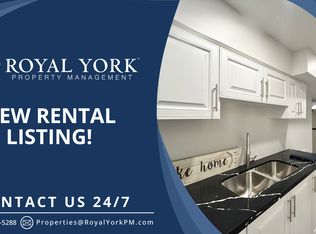 3352 Bruzan Cres #2, Mississauga, ON L5N8M3