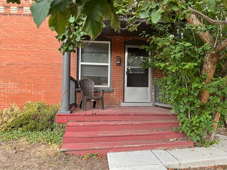 704 S Logan St — Photo 1