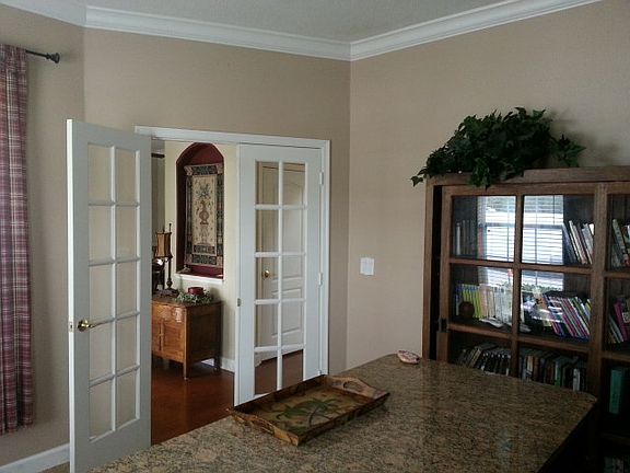 5th image of 13115 Lake Live Oak Dr