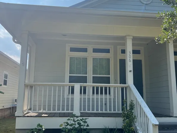 306 Saint Francis St, Bay Saint Louis, MS 39520