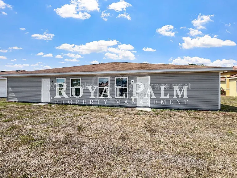 18321 Gibraltar Ln — Photo 28