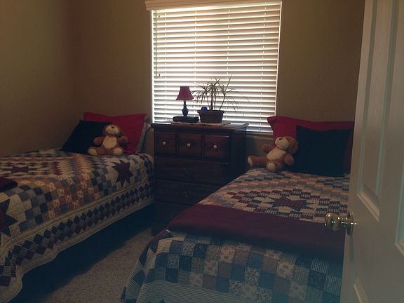 Second bedroom
