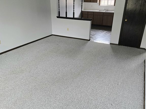 3rd image of 174 Washington Blvd
