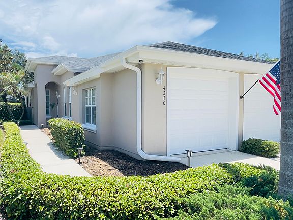 2nd image of 4270 Woodhall Cir