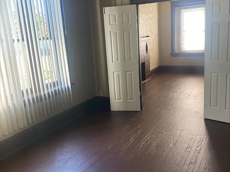 2125 E Obear Ave — Photo 3