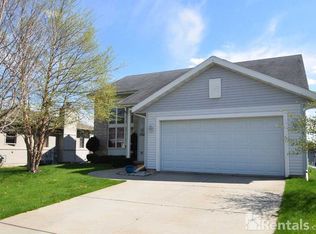 7333 Blue Maple Trl, Madison, WI 53719