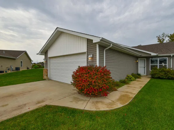 8438 Madison St, Merrillville, IN 46410