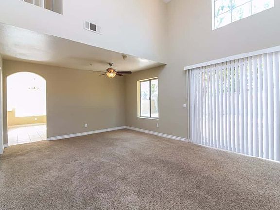 3rd image of 13731 Sharon Ct
