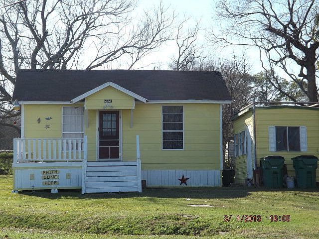 1st image of 2923 Oyster Creek Bnd