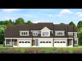 2200 Macoun Dr, Halfmoon, NY 12065