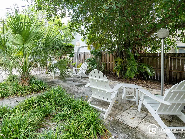 1007 Bay Dr #201 — Photo 9