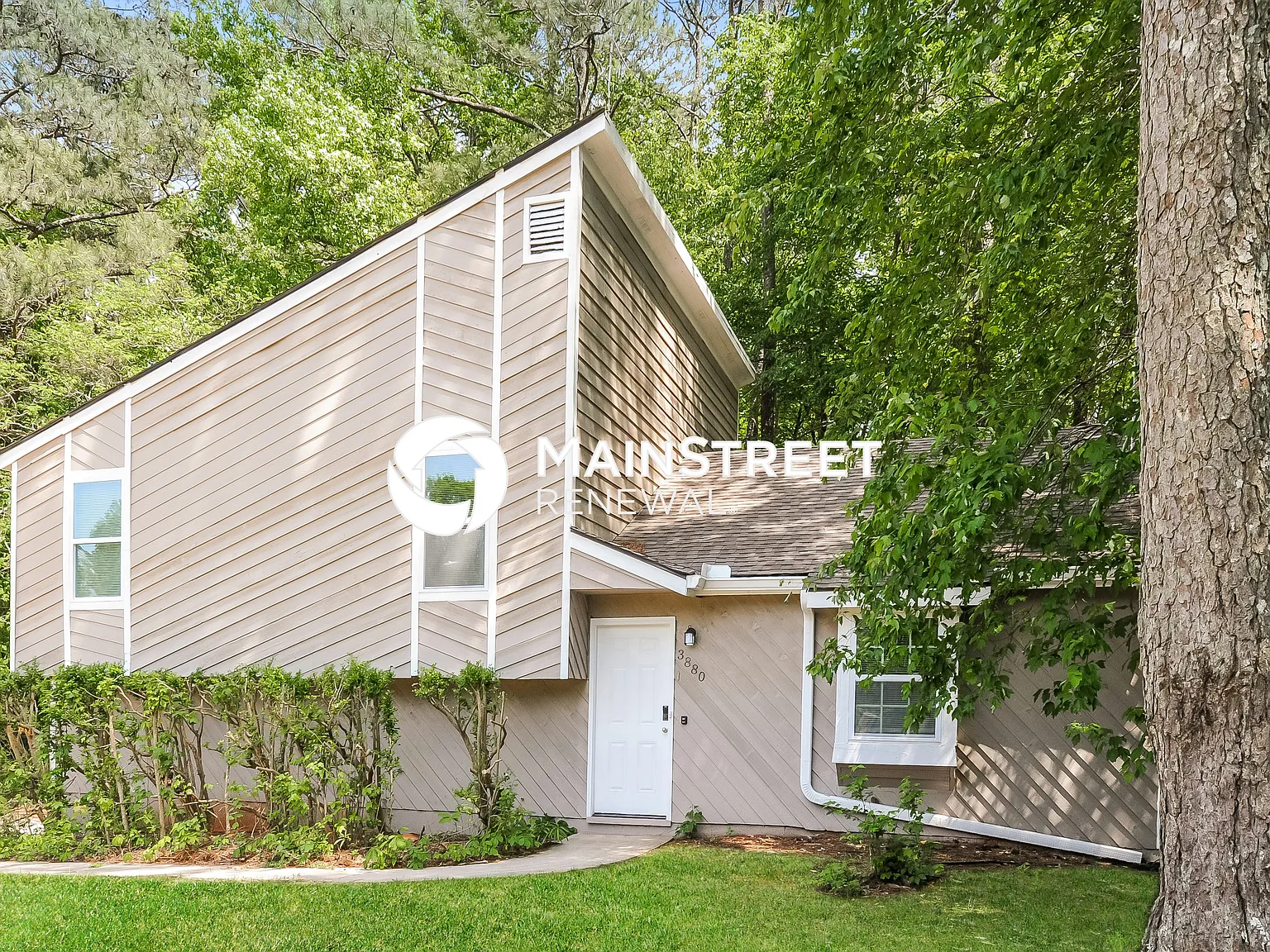 3880 Trade Wind Court — Photo 4