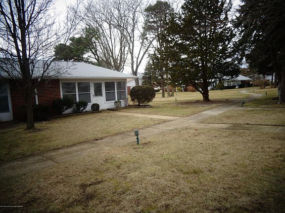 2nd image of 1152B Argyll Cir