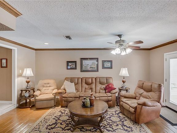 5th image of 2045 Spanish Oaks Dr