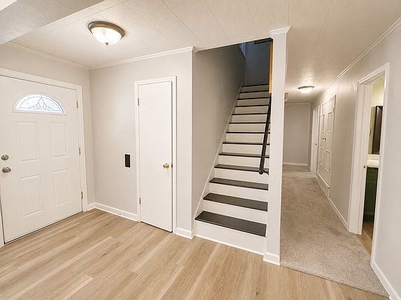 3rd image of 3409 Winifred Dr