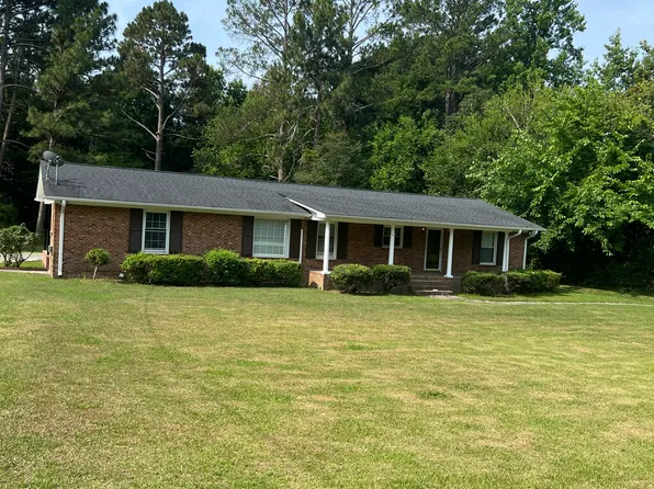 252 E Lillington St, Angier, NC 27501