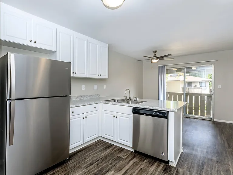 Meadowood Place Apartment Homes — Photo 21