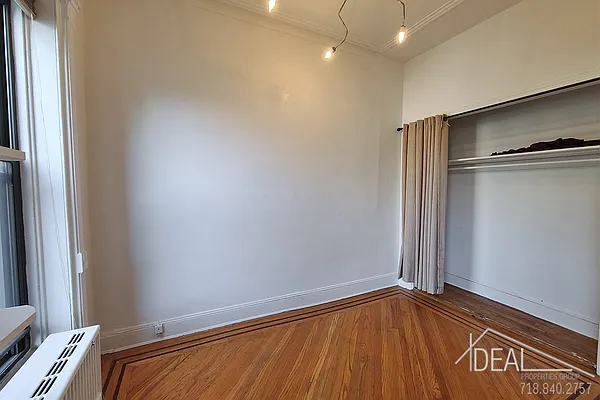 Rented by Ideal Properties Group | media 15