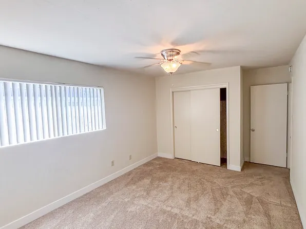 4390 Rosebud Ln, La Mesa, CA