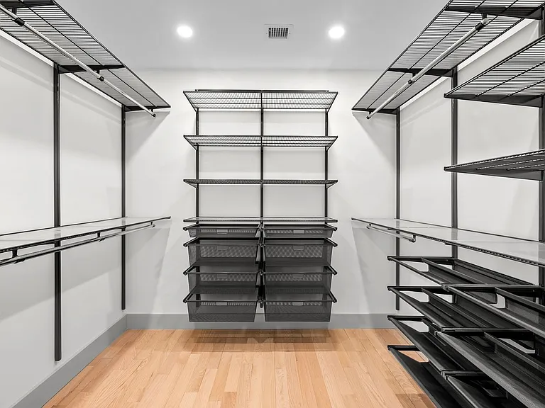 1111 Hardscrabble Rd — Photo 25