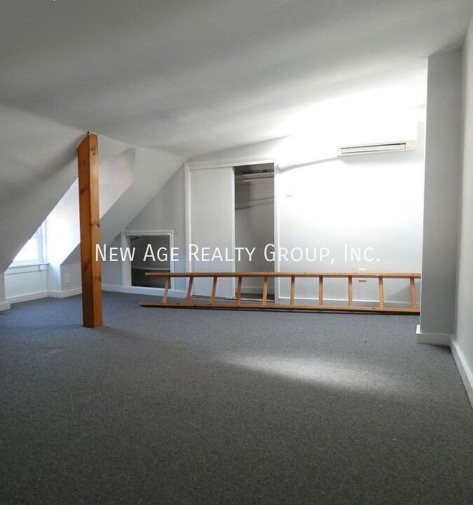 2nd image of 4604 Chester Ave APT 3F