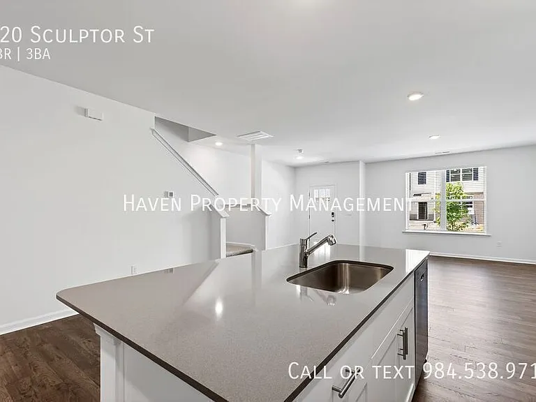 920 Sculptor St — Photo 9