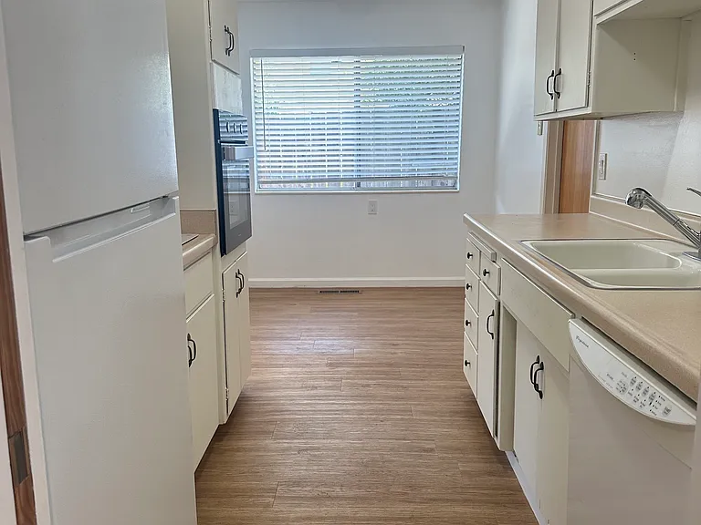 35 Church St #3 — Photo 4