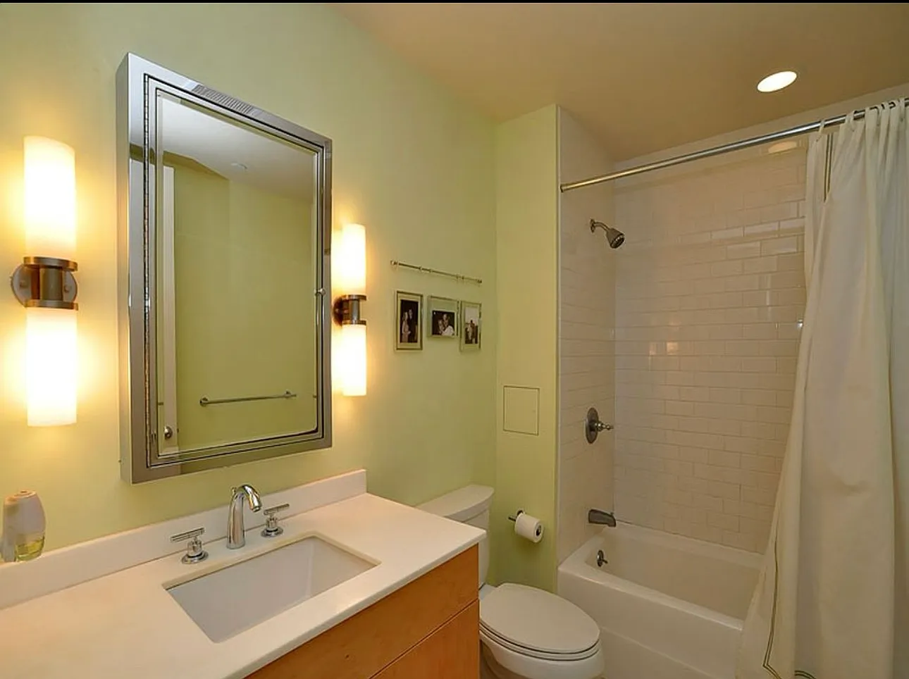 1 bed, 746 sqft, $3,500 — Photo 4