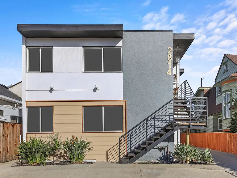 2814 Sichel St — Photo 40