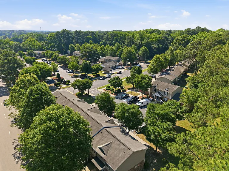 Carolina Cove — Photo 45