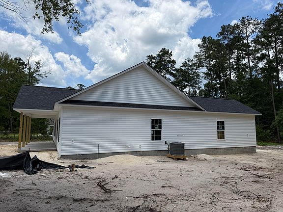 5th image of 164 Longleaf Dr