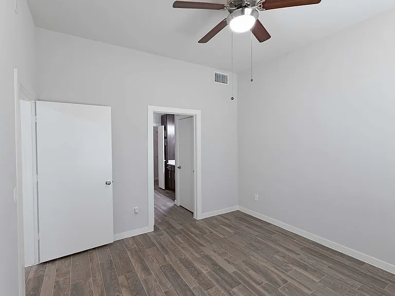 The District At Cypress Waters - Parson's Green — Photo 402