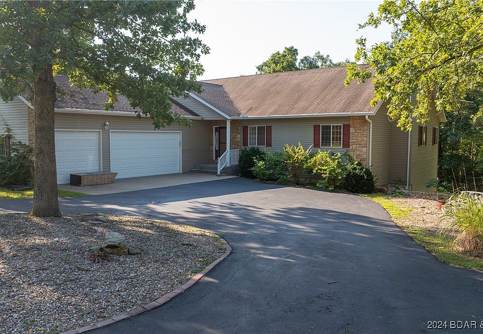 1st image of 92 Eagles Aire Ct