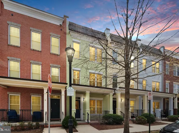 2923 Chancellors Way NE, Washington, DC 20017