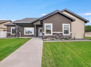 1487 Zephlyn St, Twin Falls, ID 83301