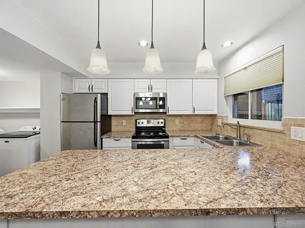 11454 W 17th Place, Lakewood, CO 80215