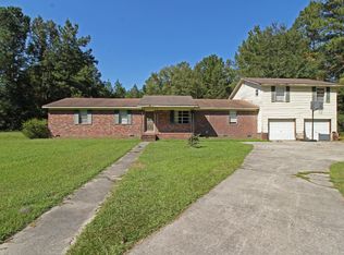 1822 Black Tom Rd, Moncks Corner, SC 29461