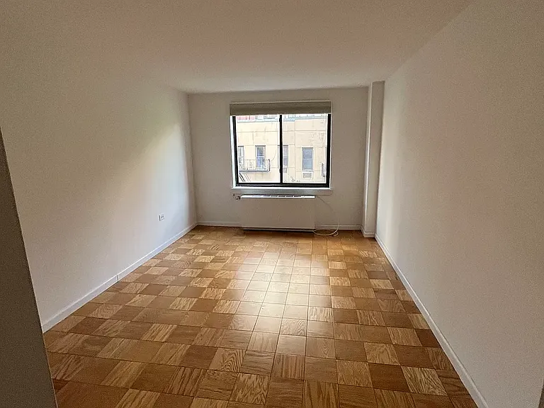 312 E 85th St #5A — Photo 2