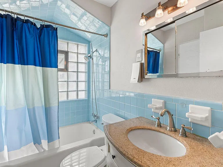 Main floor bathroom