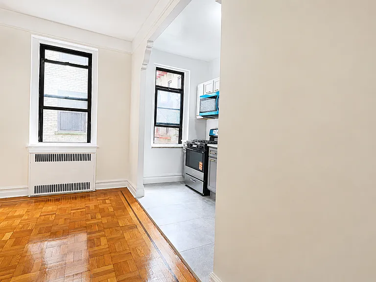 1820 Avenue N #3A — Photo 4