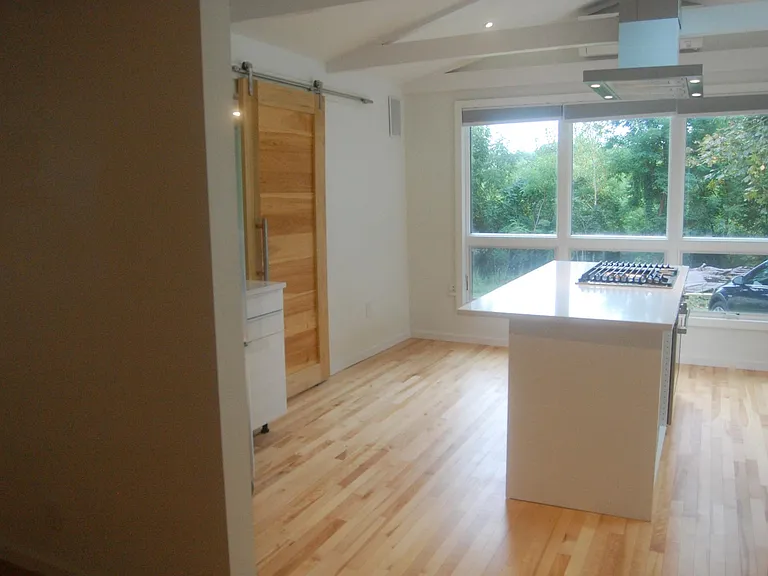 1014 Exchange St — Photo 53
