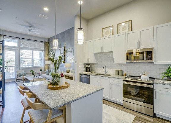 3rd image of 5038 Broadstone Reserve Cir #2-252