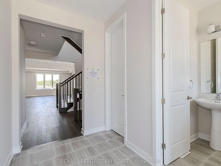 475 Meynell Rd — Photo 5