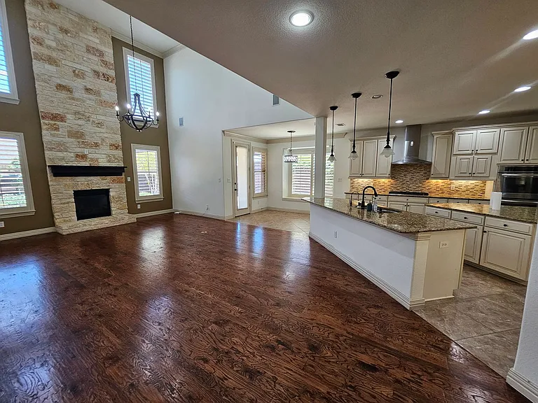 12340 Payne St — Photo 15