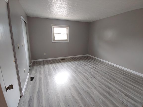 4th image of 2605 Saltergate Dr