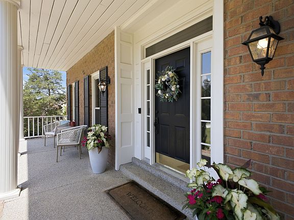 4th image of 404 Winchester Dr